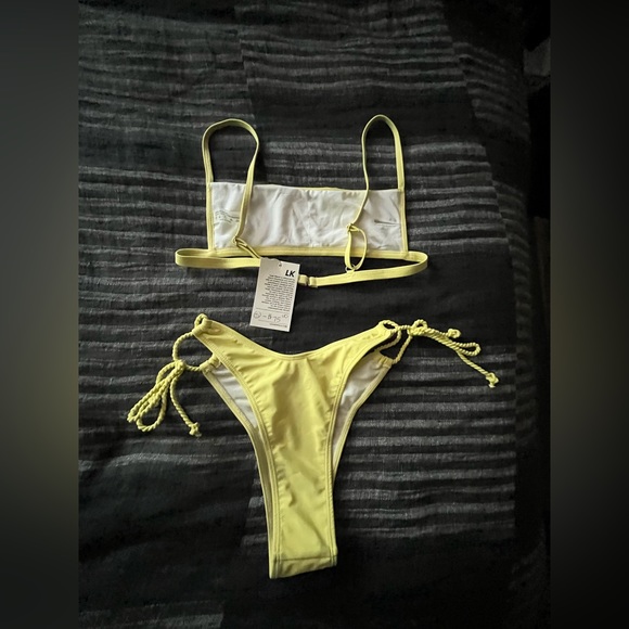 Leah Kirsch 2 piece bikini NWT size small - Picture 8 of 12